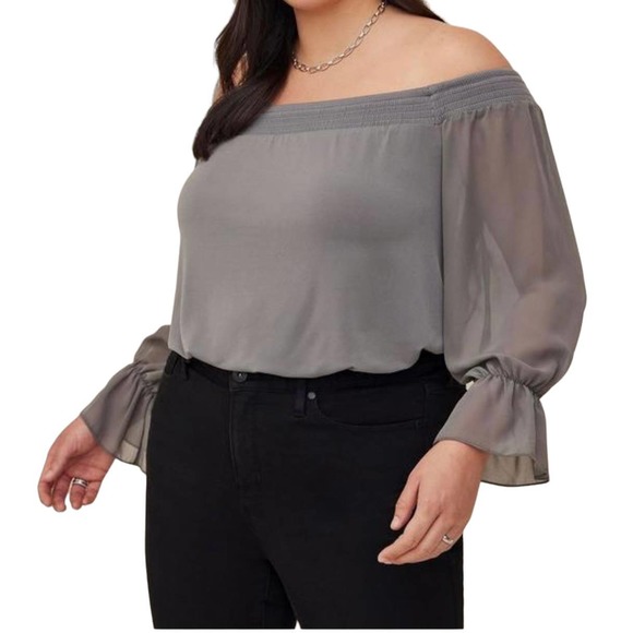 NWT Torrid Gray Smocked Swing Top/3X - Picture 3 of 3